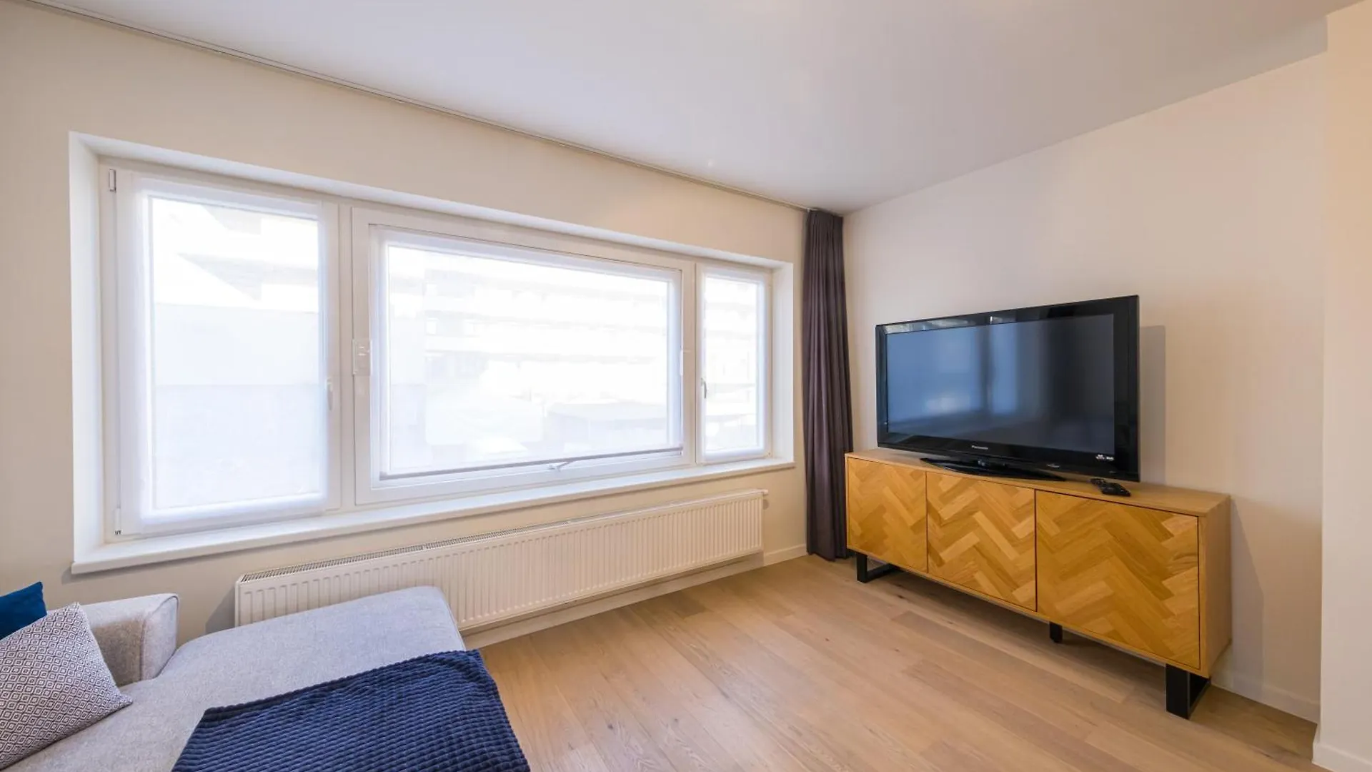 Renovated 2-Bedroom Apartment In Oostende