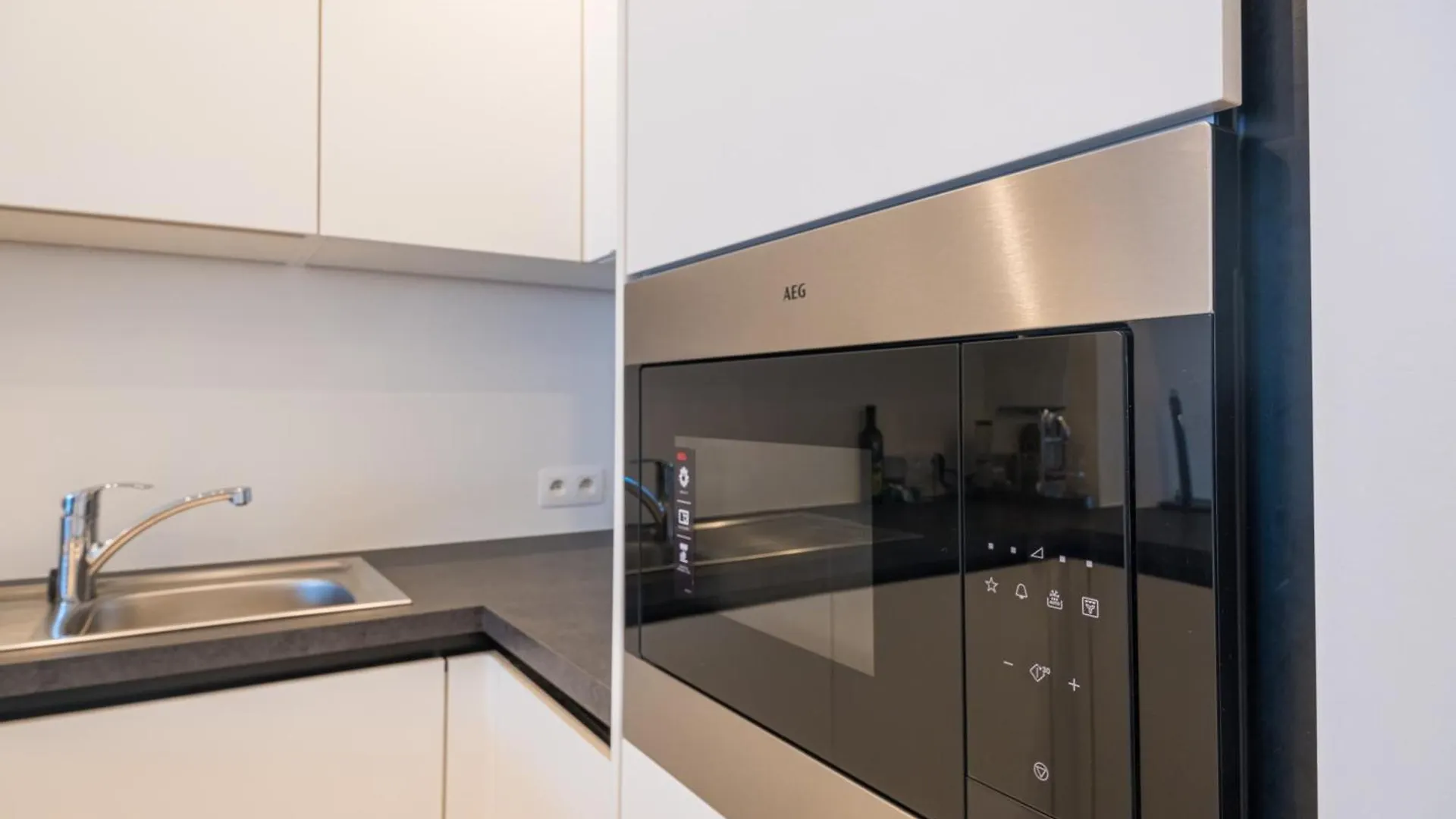 Renovated 2-Bedroom Apartment In Oostende  Ostend